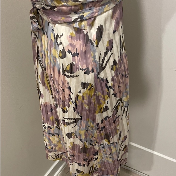 BCBGMaxAzria Multicolor Ruffle Midi Dress - Picture 9 of 11